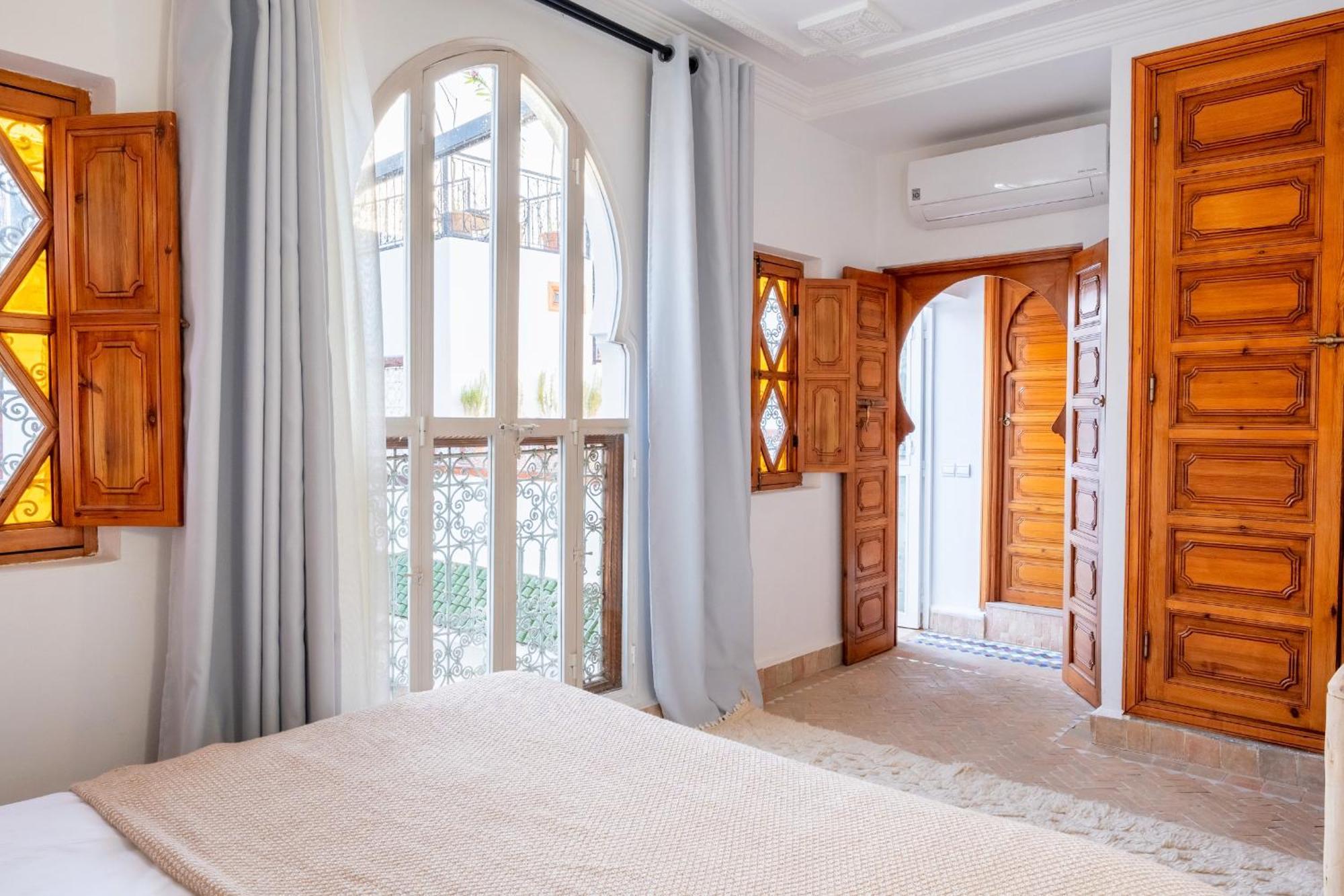 Riad The D'Orient - Piscine Privee - Petit Dejeuner Марракеш Экстерьер фото